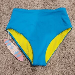 Jolyn X Curvy Surfer Girl Venus Bikini Bottom Size Small